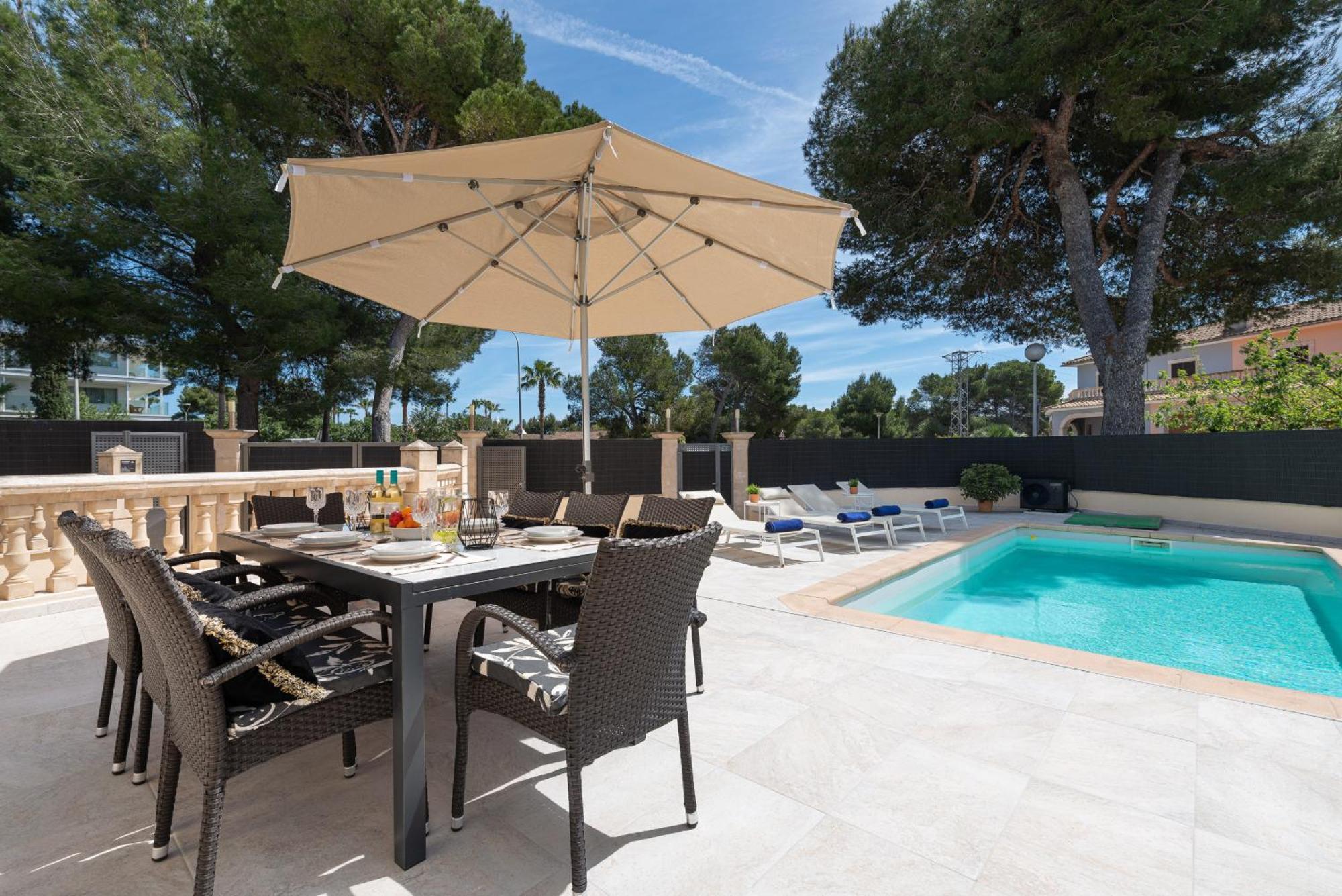 Ideal Mallorca - Hilary Muro